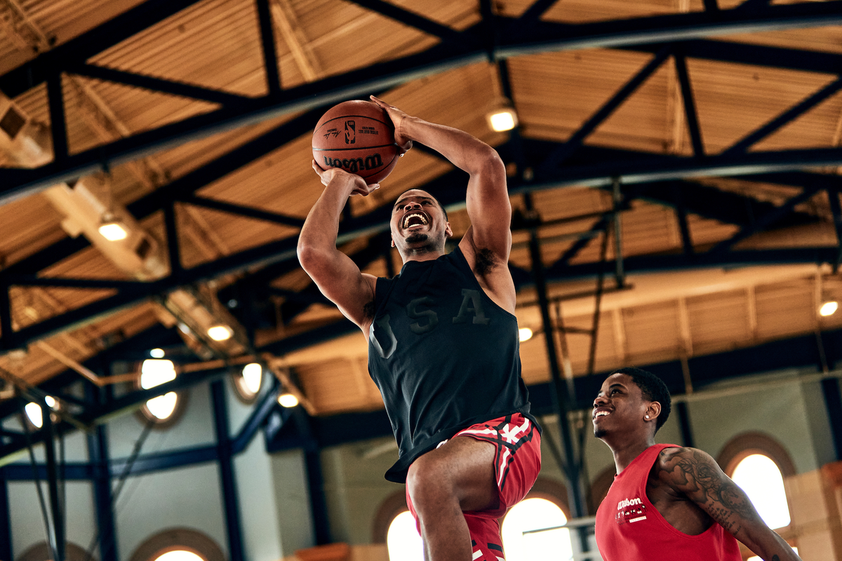 Habilidad sobre Habilidad: Chris Brickley Comparte Cómo Entrena a las Estrellas