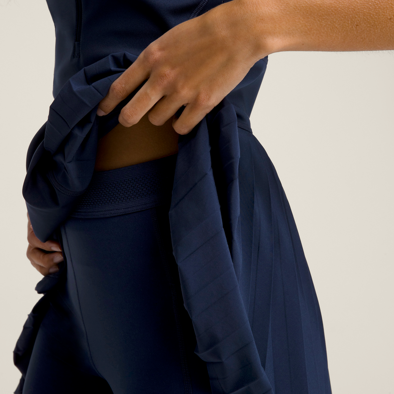 #Color_Classic Navy